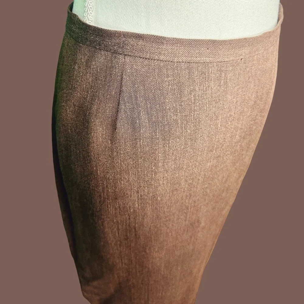 Vintage Dolce & Gabbana Brown Linen Blend Tweed Pencil Skirt IT Size 48